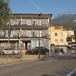 Casa Gagliardi 2* برنزوني سول جاردا