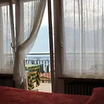Casa Gagliardi 2* برنزوني سول جاردا