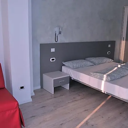 Casa Gagliardi 2* 브렌조네 술 가르다