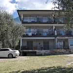 Casa Gagliardi 2* Бренцоне-суль-Гарда