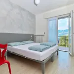 Отель Casa Gagliardi Бренцоне-суль-Гарда